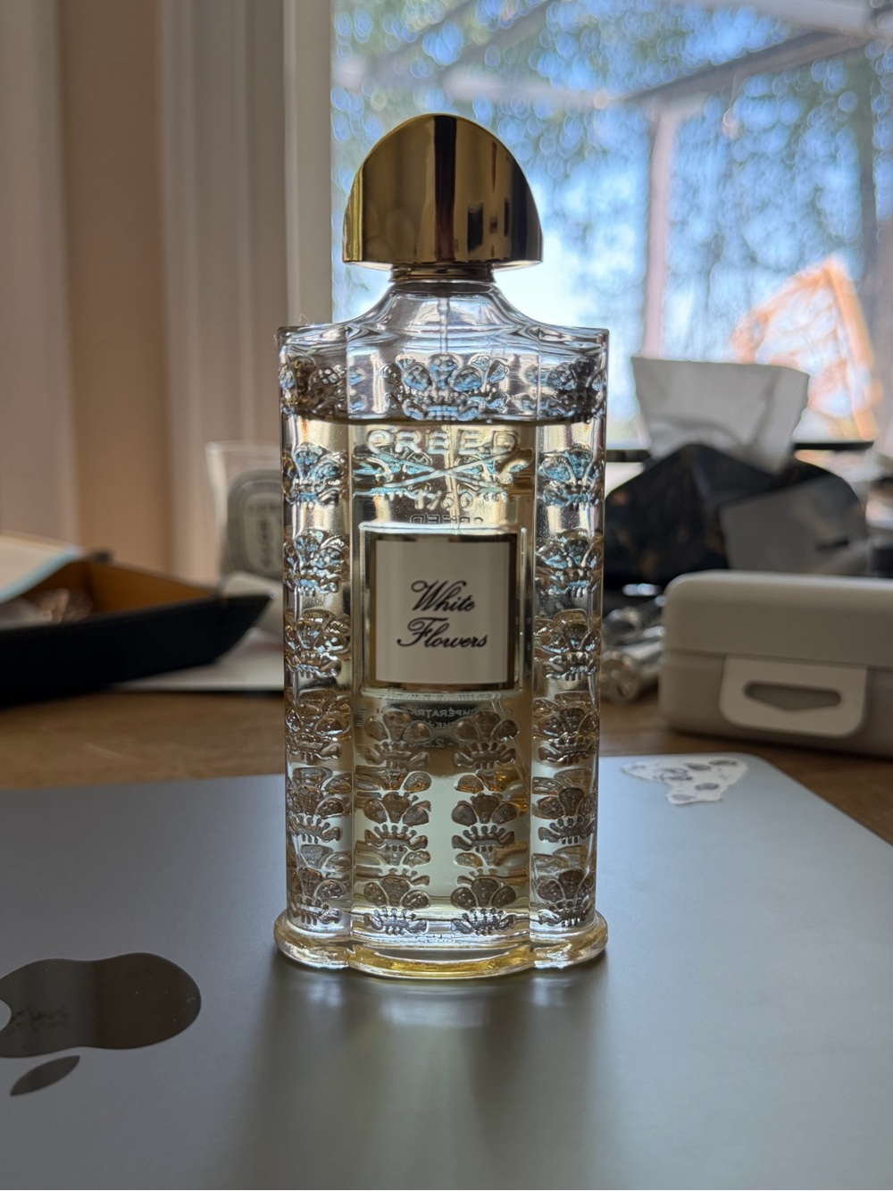 Creed white flowers perfume